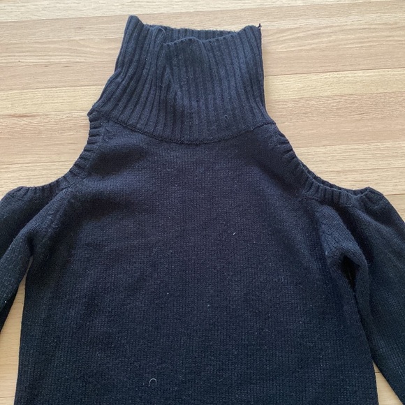 EUC Wildfire Cold Shoulder Turtleneck Sweater Dress - Picture 3 of 6